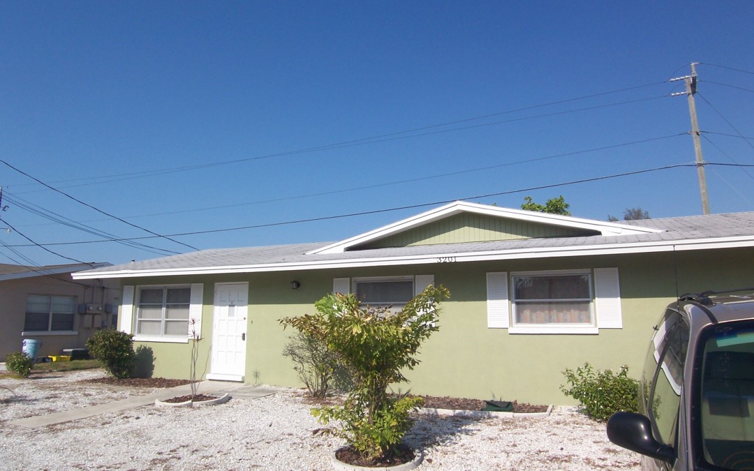 Rented – $1350 per month 2 bedroom Duplex in Holmes Beach